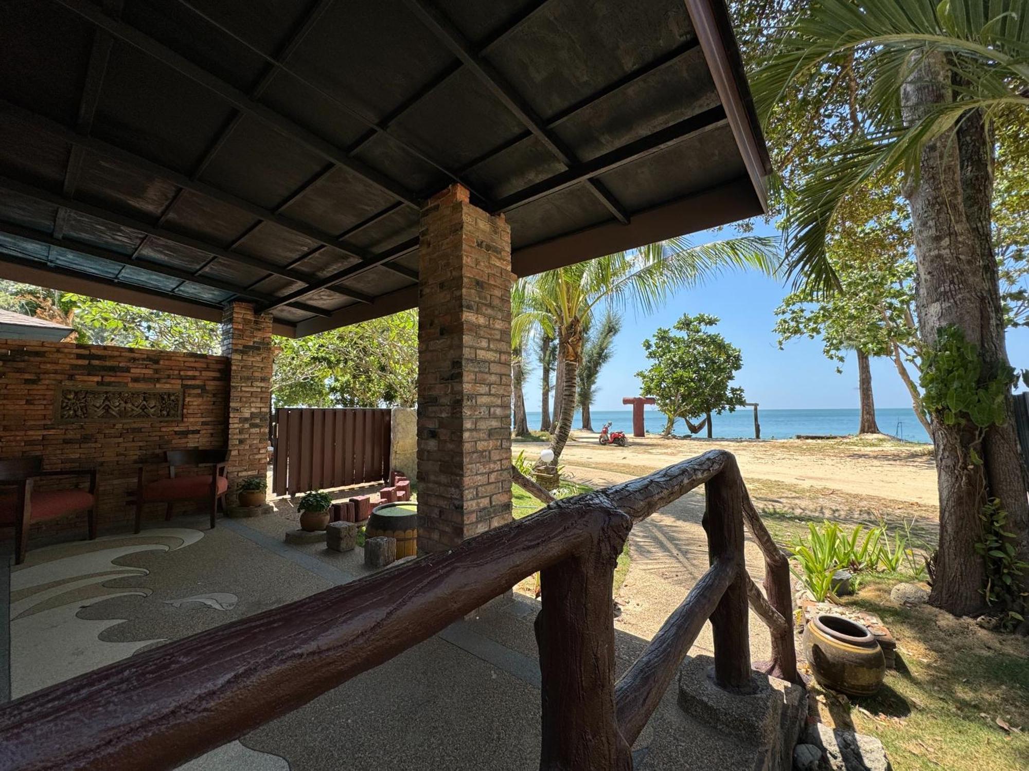 Beach Bungalow At Lanta Resort Ko Lanta エクステリア 写真